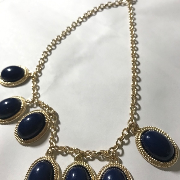 Deep πΉπΈ blue πΉπΈ gold πΈπΉ statement neckless - Picture 4 of 8